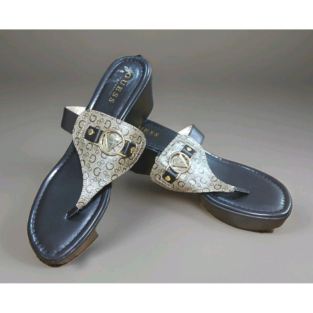 ​GUESS Women's Wedge Thong Sandals Brown Monogram Gold Tone Logo Size 10M